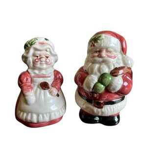 Mr. & Mrs. Santa Claus Salt and Pepper Shakers 3" Tall Papel Vintage Christmas